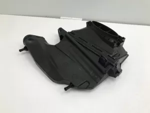 Корпус воздушного фильтра Mercedes-Benz E-Class (2016-2020) и др. — фото 8