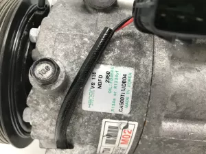 Компрессор кондиционера Hyundai Santa Fe 2019 97701S1050 TM 2.2 D4HB — фото 3