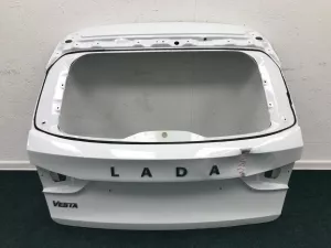 Дверь багажника Lada Vesta (2018) — фото 4