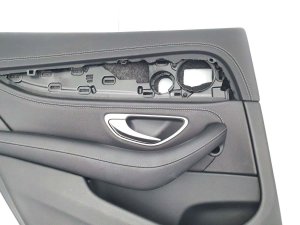 Обшивка двери задняя левая Mercedes E220 D Amg — фото 6