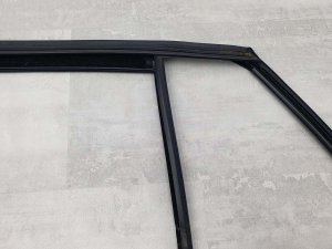 Уплотнитель стекла двери задняя левая Mercedes — фото 8
