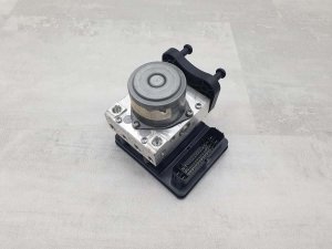 Блок ABS Mercedes E220 D Amg 4Matic W213 OM654 — фото 1