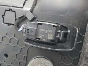 Бардачок Mercedes E220 D Amg 4Matic W213 OM654 — фото 4