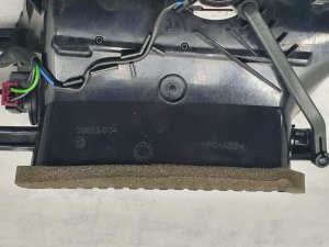 Решетка вентиляционная Bmw 5 G30 B47D20B 2019 — фото 4