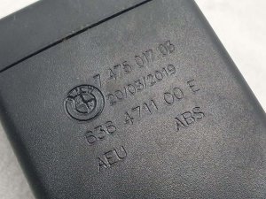 Замок ремня безопасности задний левый Bmw 5 G30 — фото 4
