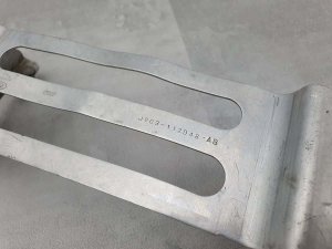 Кронштейн Jaguar E-Pace Х540 — фото 3