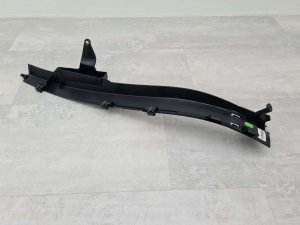 Накладка стойки задняя левая Mercedes E220 D Amg — фото 4