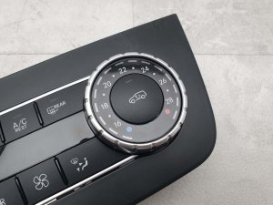 Блок управления климат-контролем Mercedes Gle 250D — фото 4