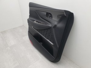 Обшивка двери передняя левая Hyundai Santa Fe 2019 — фото 3