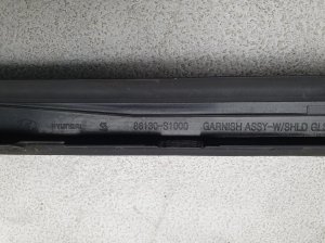 Молдинг лобового стекла левый Hyundai Santa Fe — фото 2