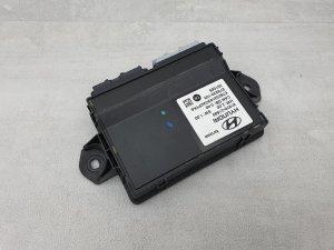 Блок комфорта Hyundai Santa Fe G4FТ 2021 — фото 2