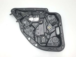 Стеклоподъемник Mercedes E220 D Amg 4Matic W213 OM654 2019 задн. лев. — фото 4