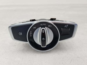 Подрулевой переключатель света Mercedes E220 D Amg Рестайл W213 OM654 2021 — фото 3