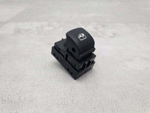 Кнопка стеклоподъемника Bmw X5 G05 B57D30B 2022 — фото 2