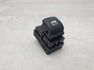 Кнопка стеклоподъемника Bmw X5 G05 B57D30B 2022 — фото 2