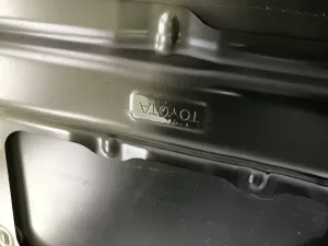 Капот Toyota Land Cruiser J200 2007-2015 — фото 11