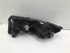 Фара правая  Kia Carnival 4  — фото 11