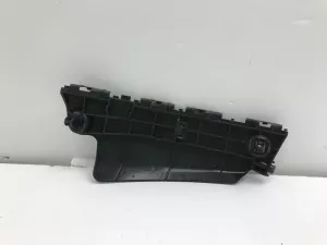 Кронштейн переднего бампера правый Toyota Land Cruiser (2007) — фото 2
