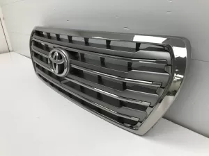 Решетка радиатора Toyota Land Cruiser (200) [5311460110]  — фото 4