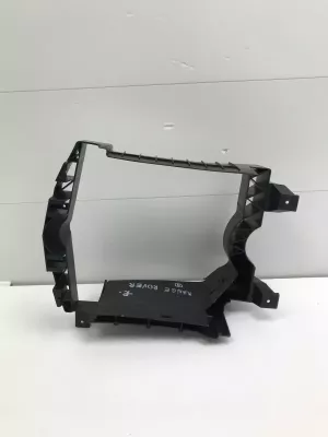 Кронштейн интеркулера передний правый Land Rover Range Rover Sport 2015 LR034556 — фото 8
