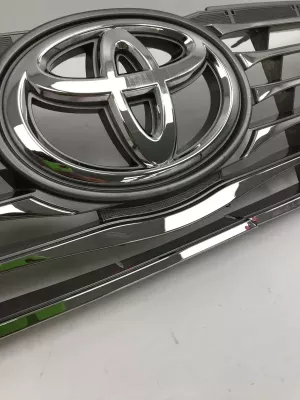 Решетка радиатора Toyota Camry V50 [5310133360 , 5310133370] — фото 12