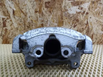 Суппорт передний правый на Ford Mondeo 4