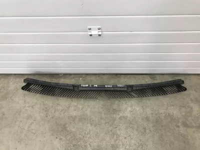 Кронштейн заднего бампера на Volkswagen Tiguan
