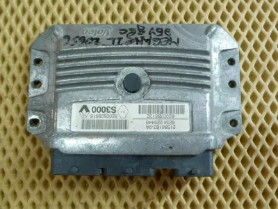 Блок управления двигателем на Renault Scenic