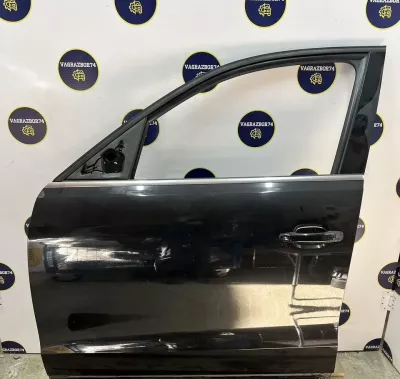 Дверь передняя левая на Audi Q5 8R